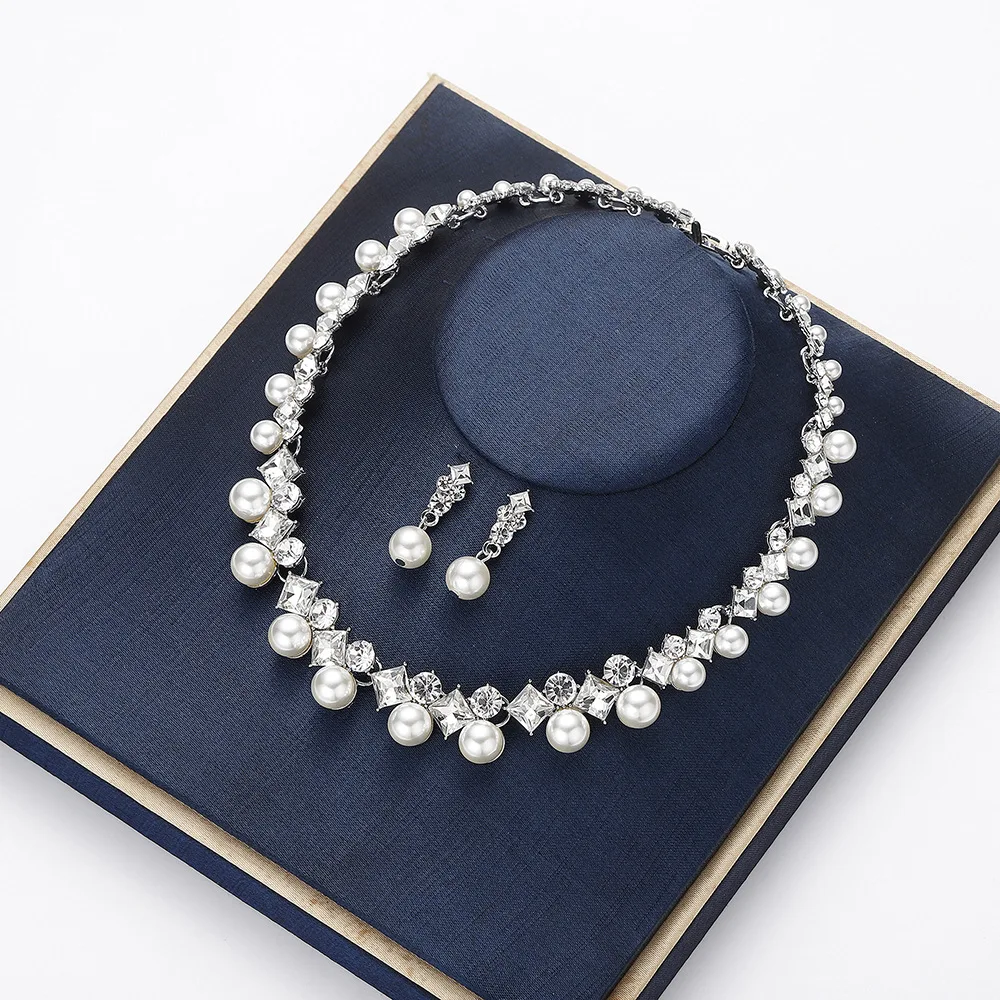 Earrings Jewelry Set Shiny Pearl Jewelry Set Rhinestone Necklace Set Eye-Catching Luxury Wedding Jewelry For Banquet Gift