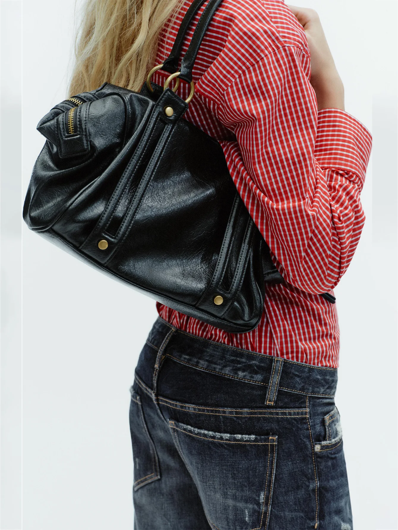 Lady’s handbag – Boston bucket bag – single shoulder top handbag – designer crossbody bag – multi-pocket crossbody bag – designe