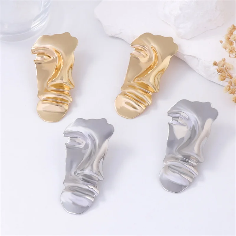 Light luxury, unique and cool style, creative design, irresistible temperament, facial mask, jewelry set