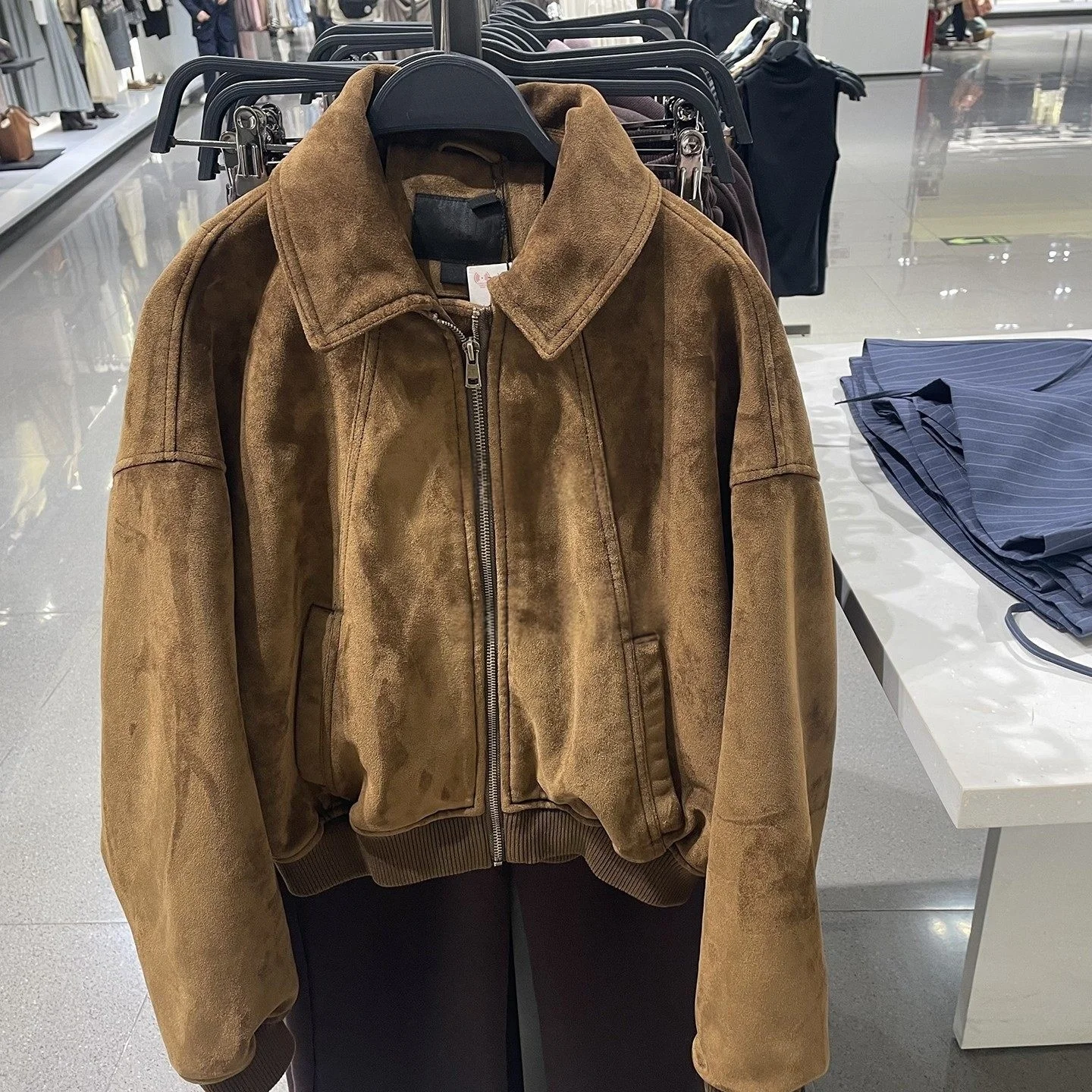 2026 new women's clothing European and American style fashionable lapel suede texture effect jacket short jacket - Image 5