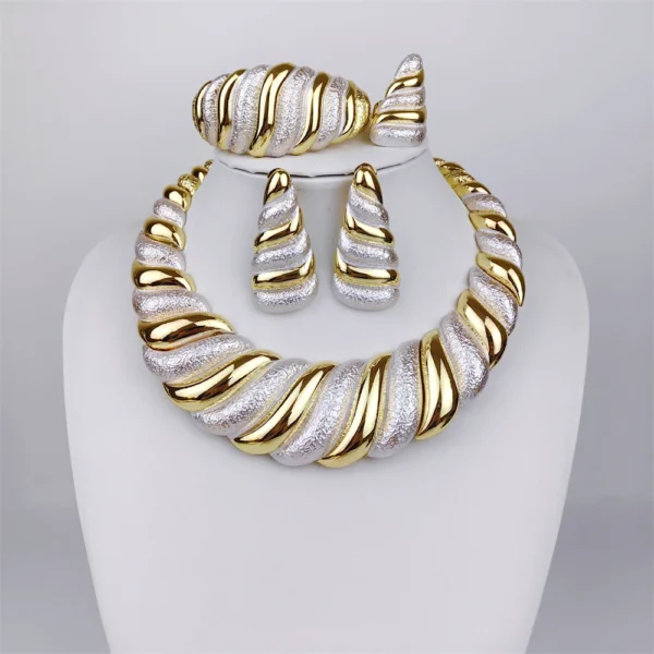 Dubai Gold Plated Jewelry Sets For Women Surround Big Necklace Plate 18K Original For Wedding Banquet Parties Luxurious Jewelry