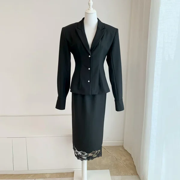 Women's jacket New autumn 2025 single breasted shoulder padded slim fit long sleeved top casual Women's coat outerwears Blazer